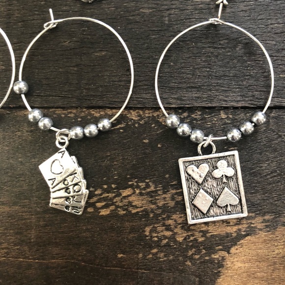 Alice in Wonderland themed wine glass markers - Picture 5 of 6